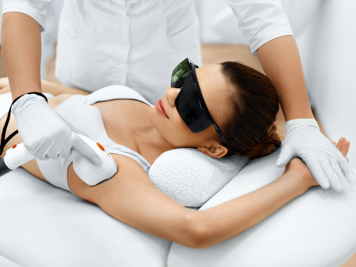 Epilation laser Annecy 74 - épilation définitive pour femmes et hommes